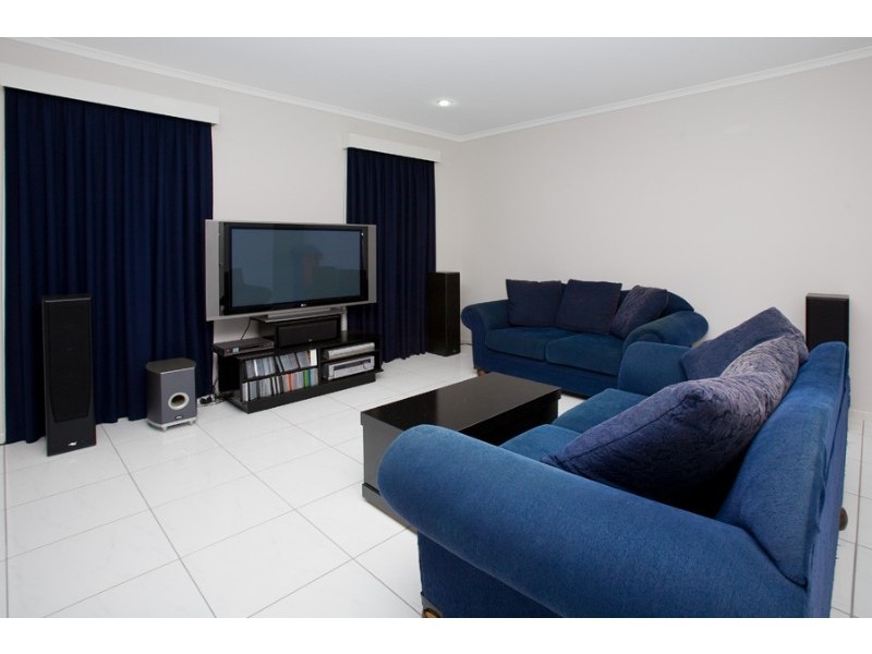 10 Waterhousia Crescent, Brookwater QLD 4300