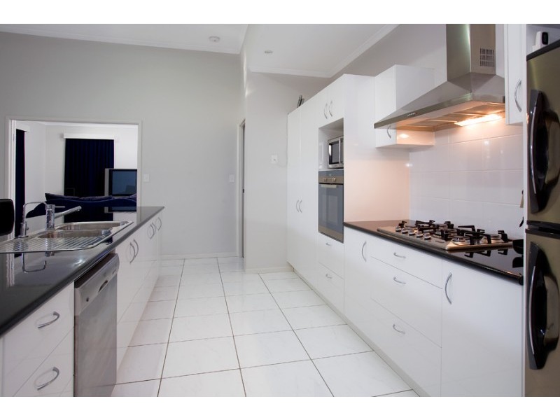 10 Waterhousia Crescent, Brookwater QLD 4300