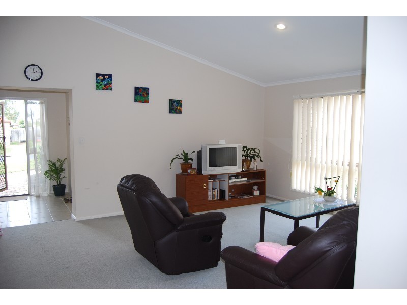 7 Kew Close, Forest Lake QLD 4078