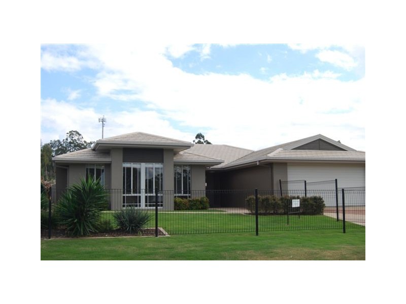 22 Cypress Street, Forest Lake QLD 4078