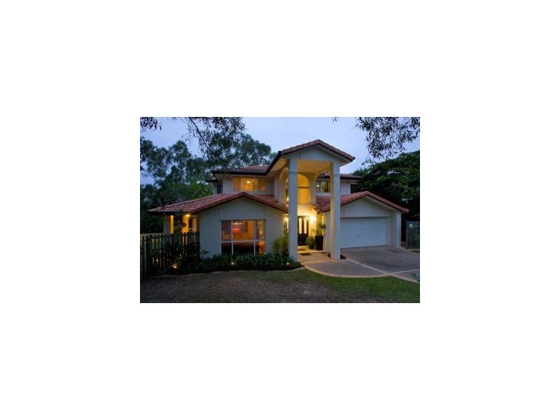 12 BAZILLE Place, Forest Lake QLD 4078