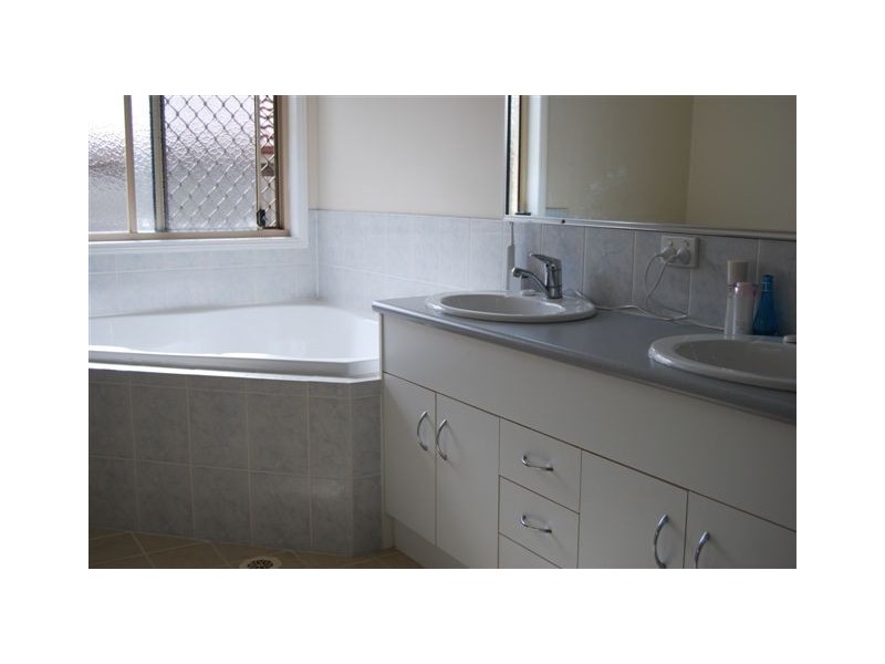 Forest Lake QLD 4078