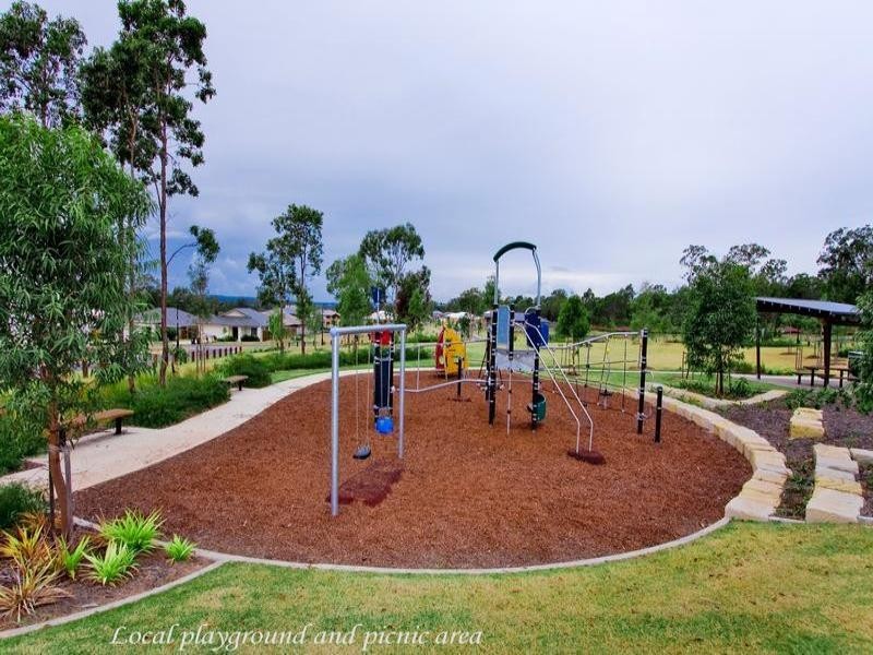 24 Bottlebrush Street, Heathwood QLD 4110