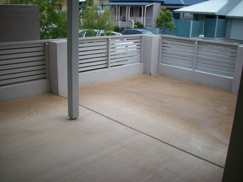 50 Creekside Drive, Springfield Lakes QLD 4300