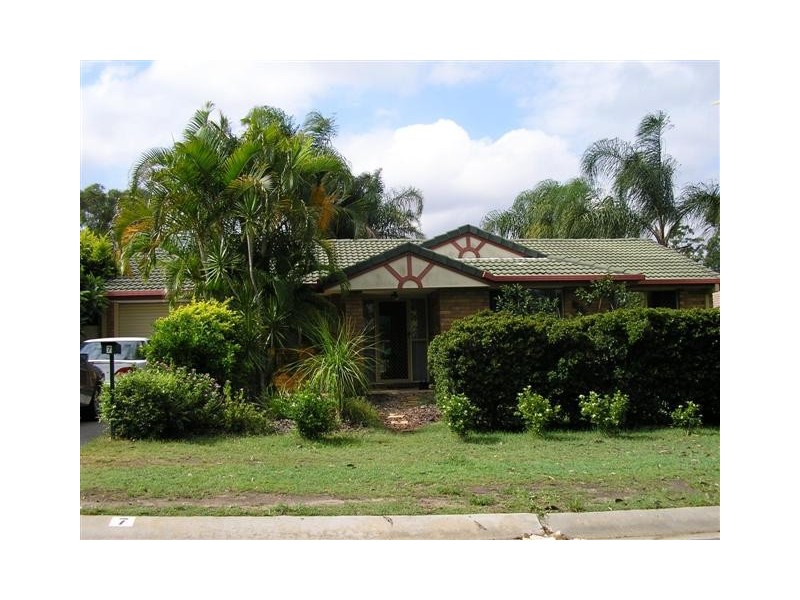 7 Baxter Crescent, Forest Lake QLD 4078