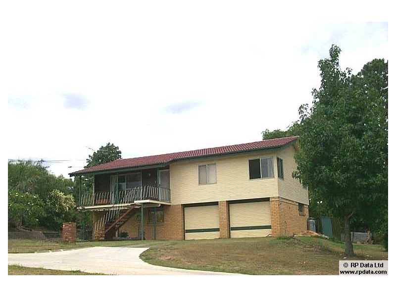 2 Woodlands Avenue, Camira QLD 4300