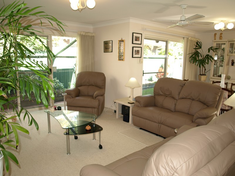 42 Banksia Circuit, Forest Lake QLD 4078