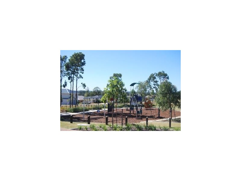 3 WATTLE Street, Heathwood QLD 4110