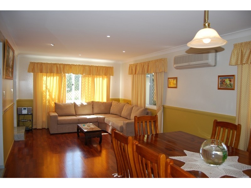 17 Jindabyne Circuit, Forest Lake QLD 4078