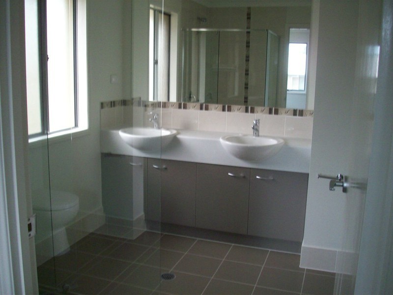 5 Seychelles Lane, Forest Lake QLD 4078