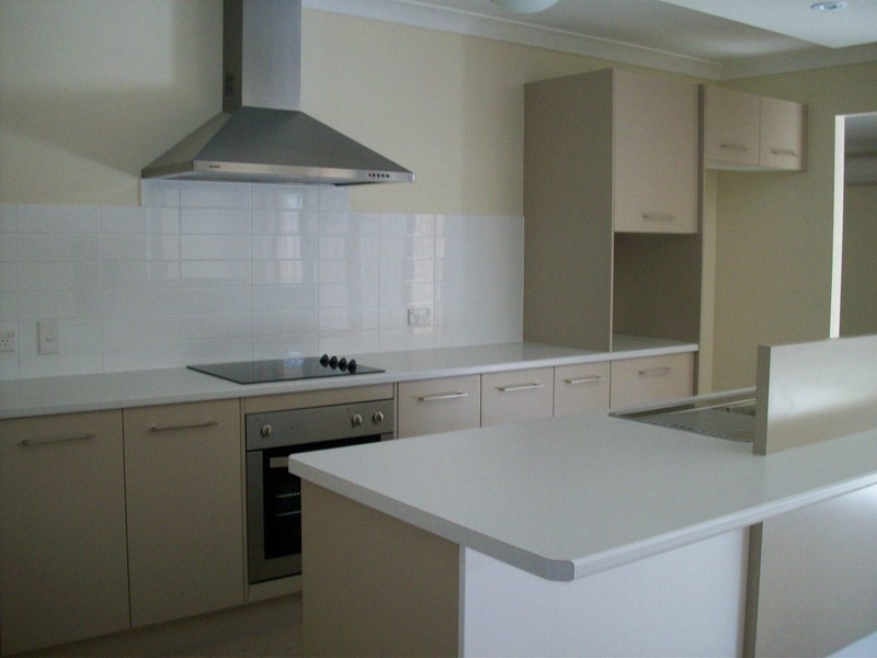 37 Juniper Street, Heathwood QLD 4110