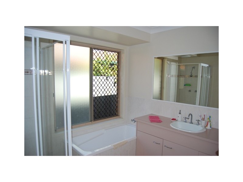 43 Serrata Circuit, Forest Lake QLD 4078