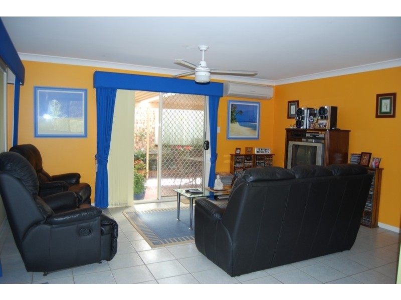 10 Cambridge Crescent, Forest Lake QLD 4078