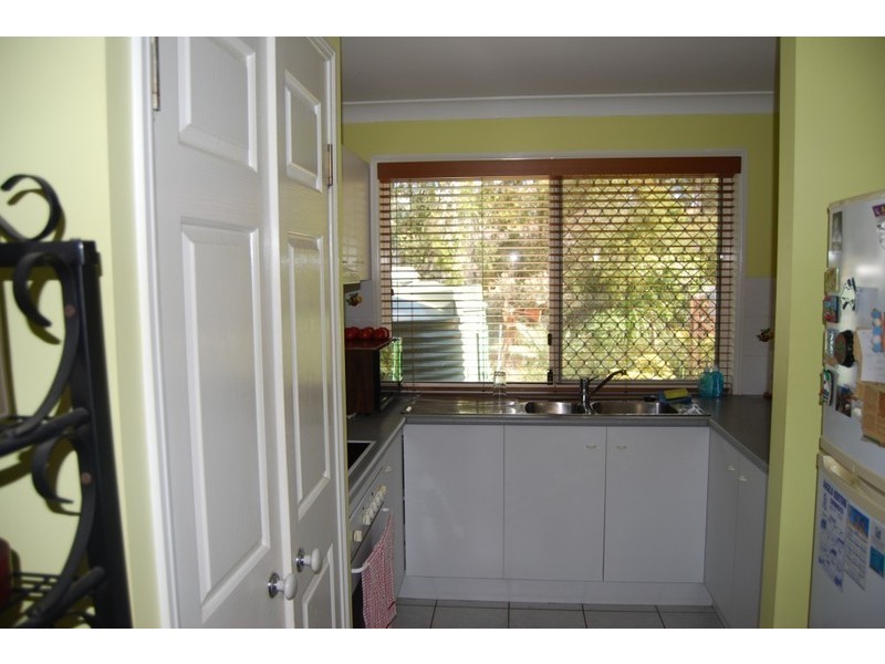 10 Cambridge Crescent, Forest Lake QLD 4078