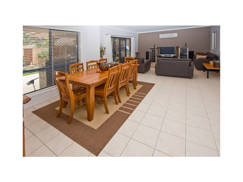 20 Catalina Circuit, Forest Lake QLD 4078