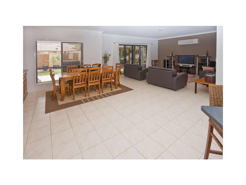 20 Catalina Circuit, Forest Lake QLD 4078