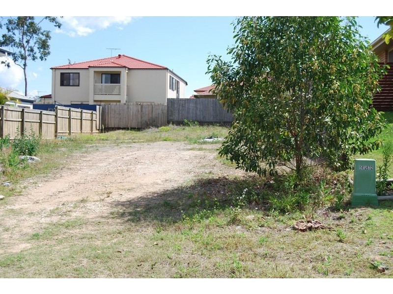 33 Hawthorne Street, Forest Lake QLD 4078