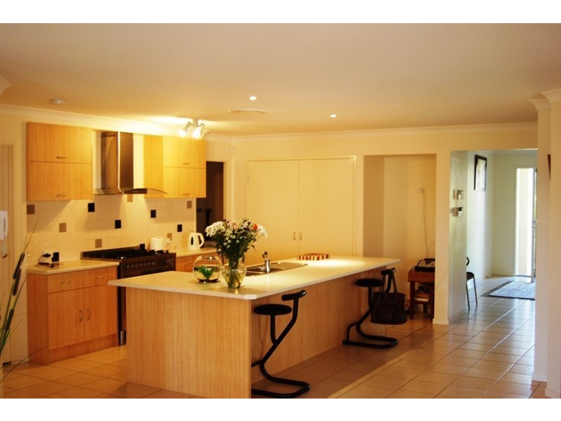 6 Abbotsford Place, Forest Lake QLD 4078