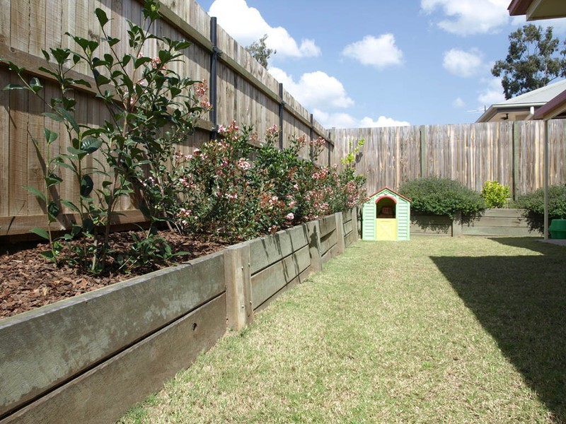 3 Eungella Terrace, Forest Lake QLD 4078
