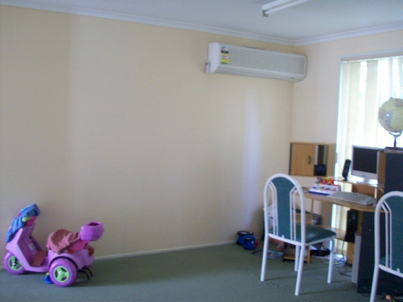 50 Lakeside Crescent, Forest Lake QLD 4078