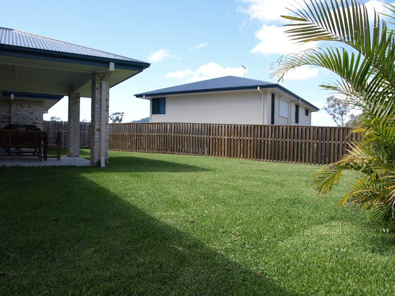 16 Birch Close, Heathwood QLD 4110