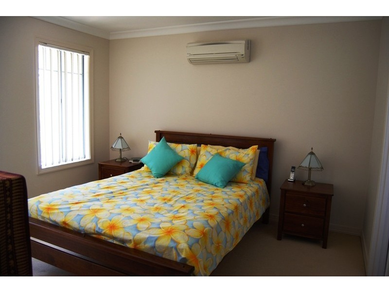 18 Piccadilly Place, Forest Lake QLD 4078