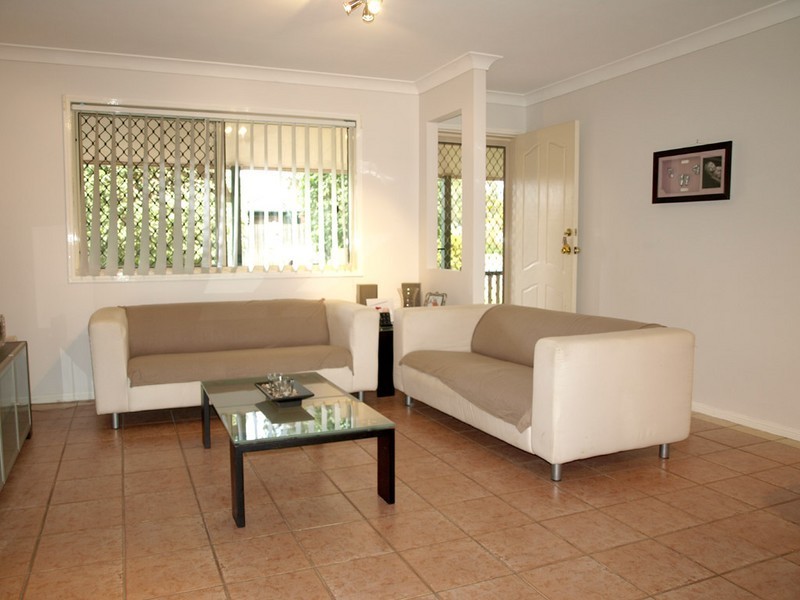 20 Oxley Place, Forest Lake QLD 4078