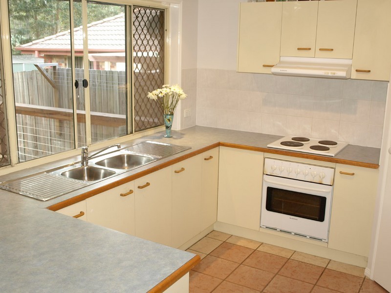 20 Oxley Place, Forest Lake QLD 4078