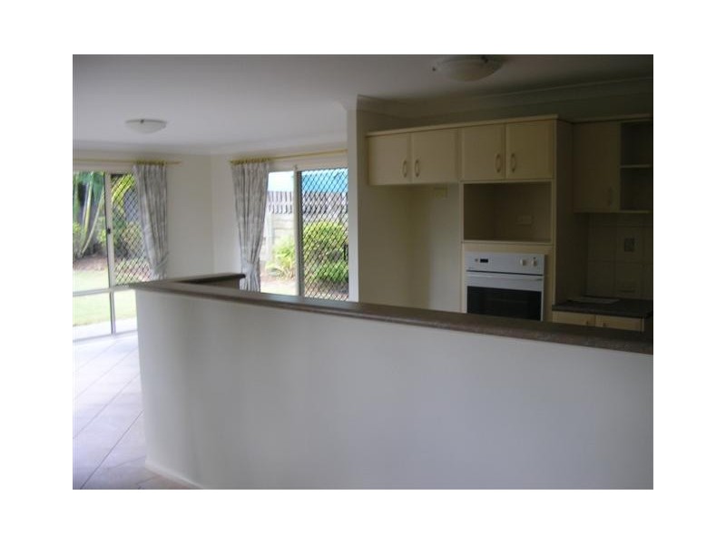 4 Grevillea Place, Forest Lake QLD 4078