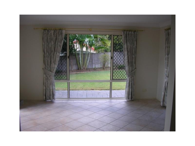 4 Grevillea Place, Forest Lake QLD 4078