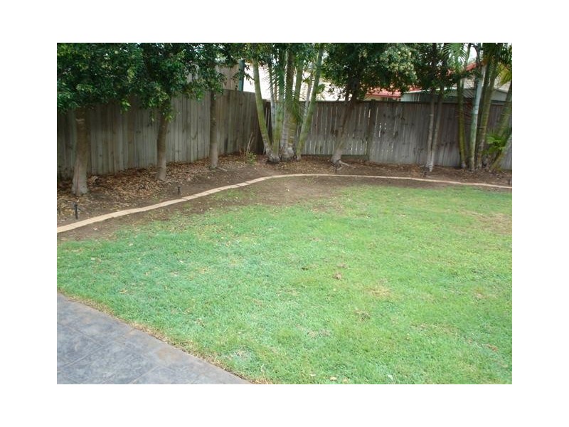 4 Grevillea Place, Forest Lake QLD 4078