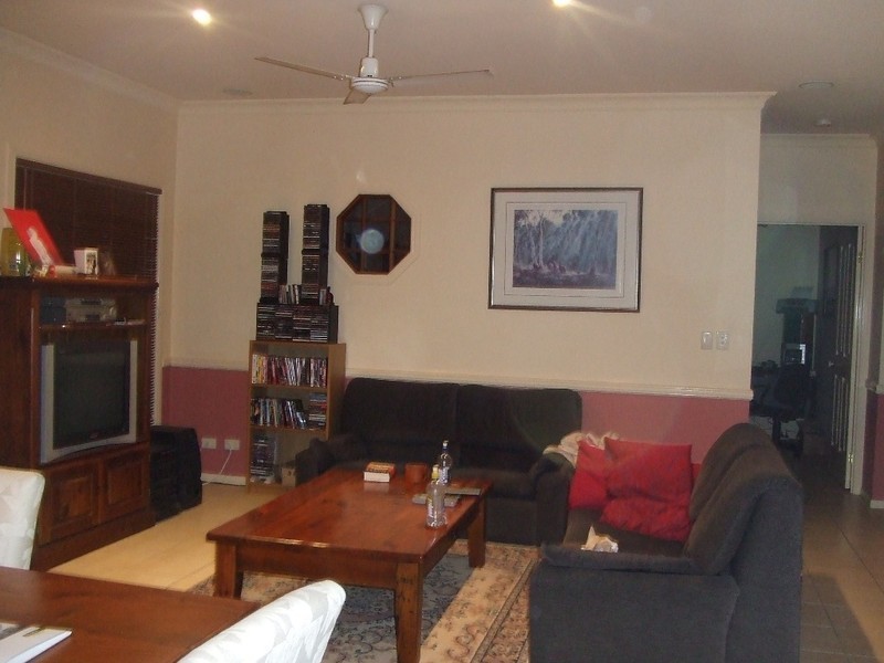 14 Crediton Place, Forest Lake QLD 4078