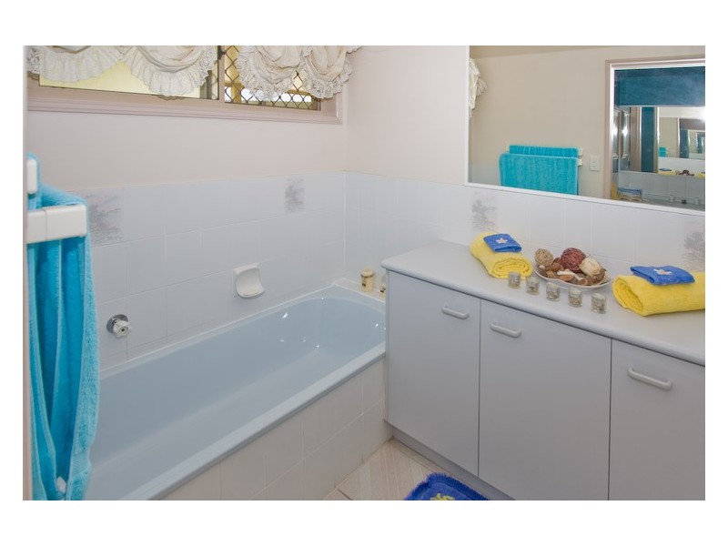 39 Jindabyne Court, Greenbank QLD 4124