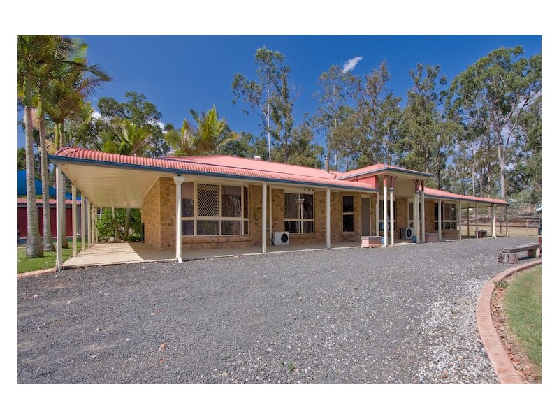 39 Jindabyne Court, Greenbank QLD 4124