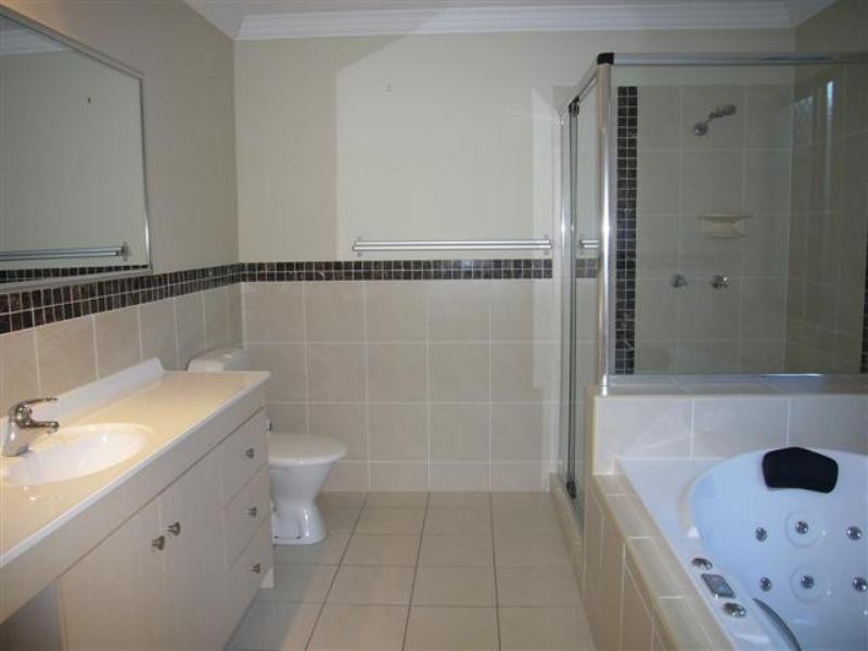 25 Hinchinbrook Circuit, Forest Lake QLD 4078