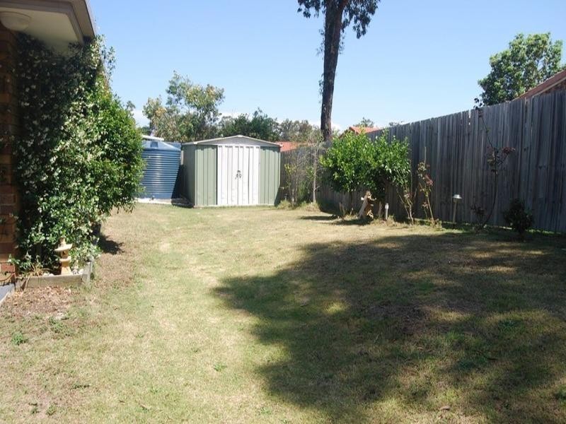 6 Lyrebird Close, Doolandella QLD 4077