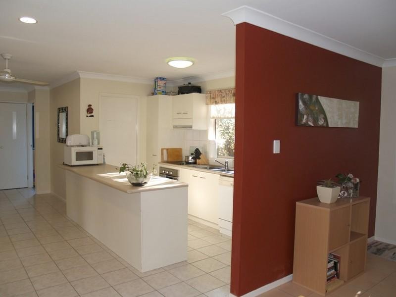 6 Teasel Crescent, Forest Lake QLD 4078