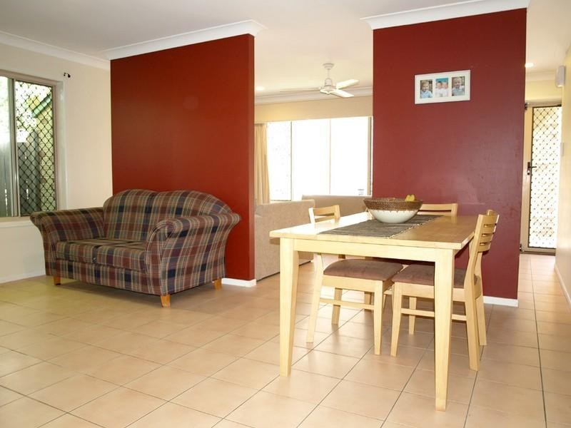 6 Teasel Crescent, Forest Lake QLD 4078