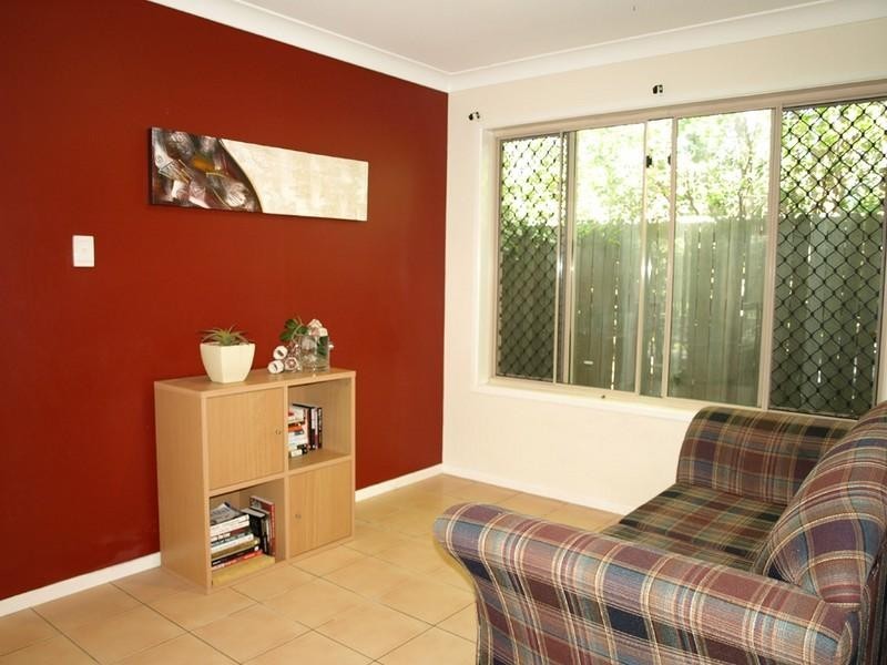 6 Teasel Crescent, Forest Lake QLD 4078