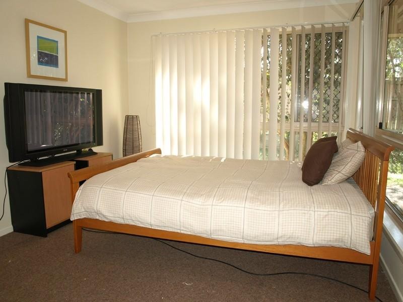 6 Teasel Crescent, Forest Lake QLD 4078