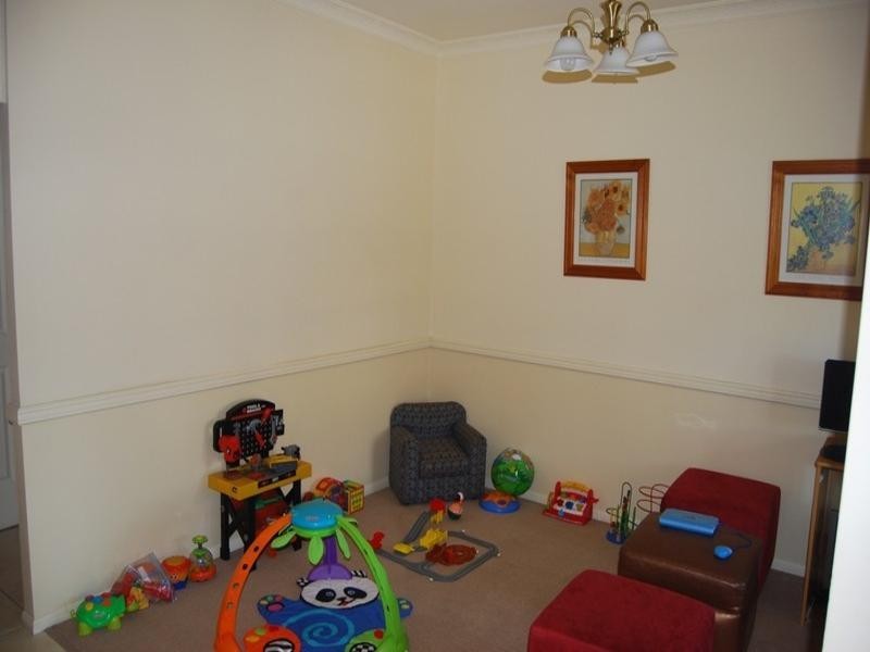 16 Trinity Place, Forest Lake QLD 4078