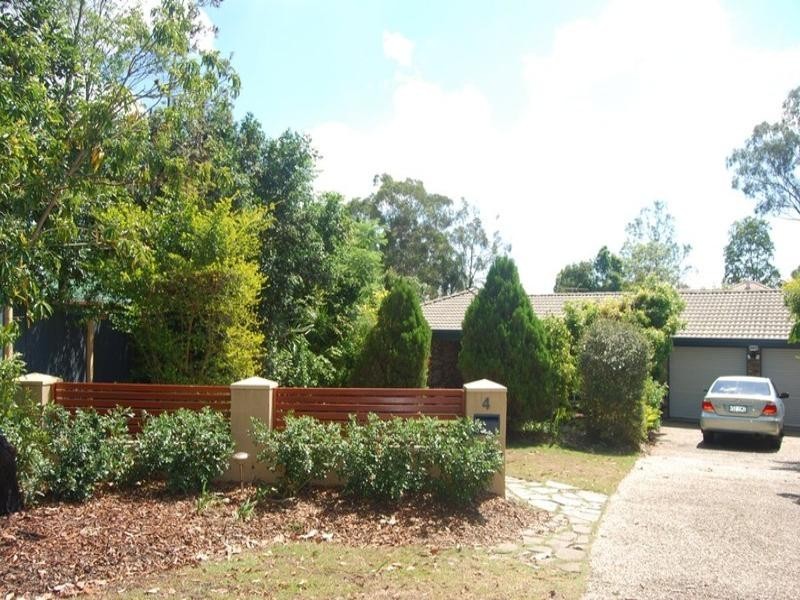 4 Ballandean Circuit, Forest Lake QLD 4078