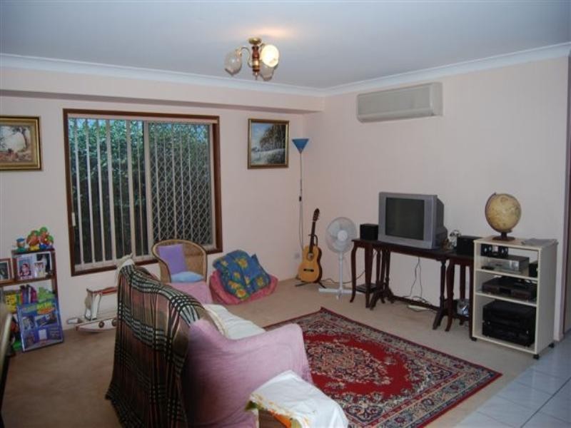 61 Banksia Circuit, Forest Lake QLD 4078