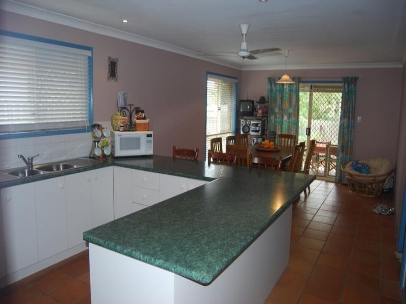 35 Collina Crescent, Forest Lake QLD 4078