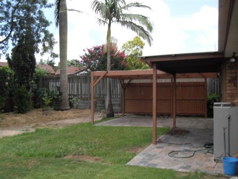 7 Lugano Street, Riverhills QLD 4074