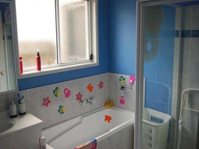 61 Glasshouse Crescent, Forest Lake QLD 4078