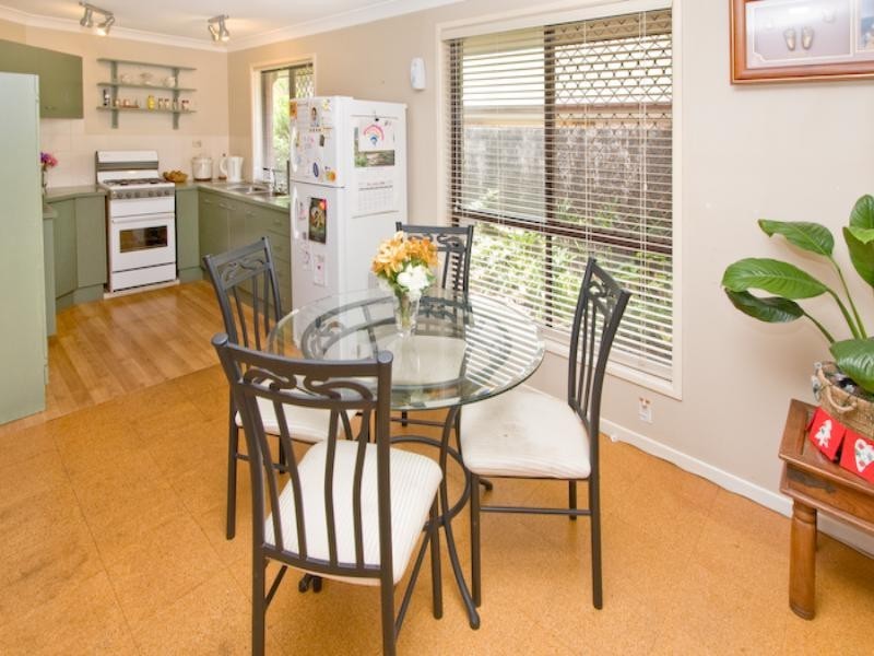 1 Norfolk Street, Forest Lake QLD 4078