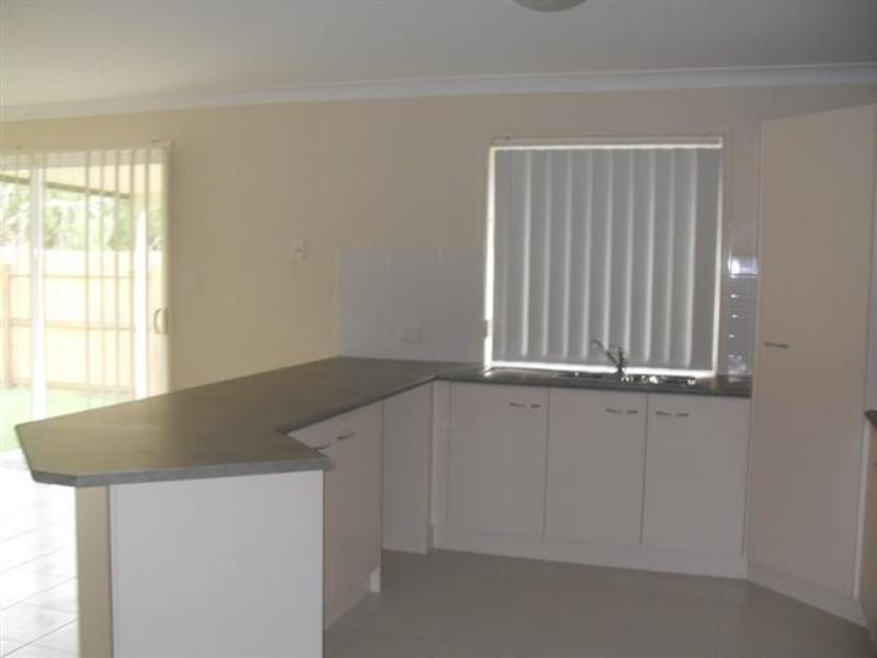 11 Degas Street, Forest Lake QLD 4078