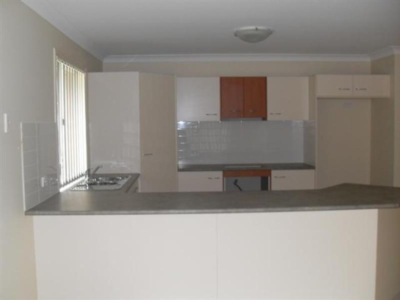 11 Degas Street, Forest Lake QLD 4078