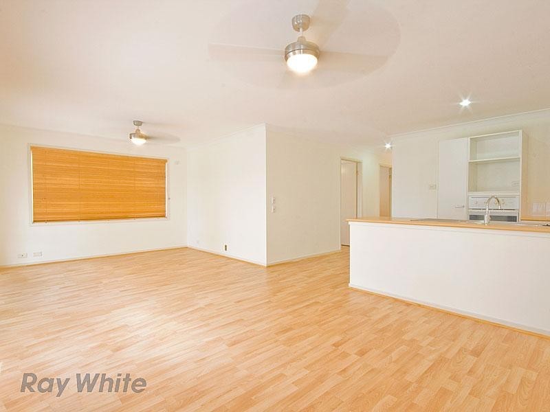 23 Lakeside Crescent, Forest Lake QLD 4078